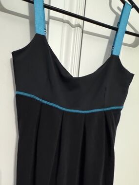 Vintage Lululemon Rhythmic Tank 8 Black Ocean Blue Built-in Bra Drawstring EUC